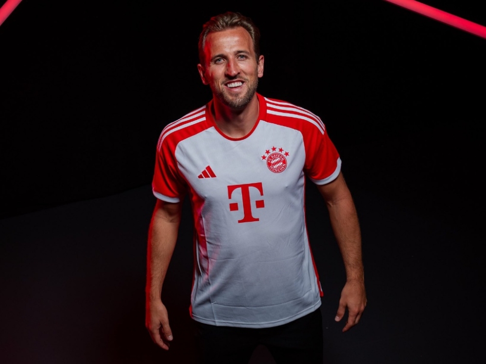 Harry Kane chính thức gia nhập Bayern Munich với mức phí kỷ lục