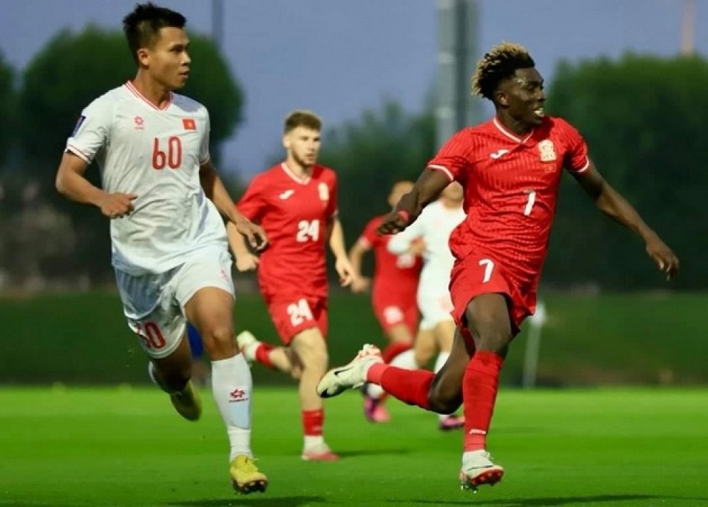 Đội tuyển Việt Nam thua Kyrgyzstan 1-2
