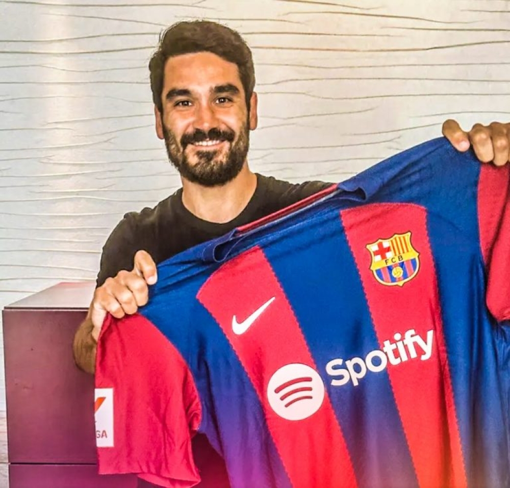 Barcelona chính thức ký hợp đồng với Ilkay Gundogan