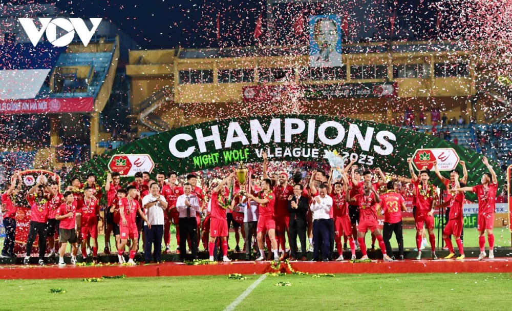 CAHN vô địch V-League và màn ăn mừng đầy ý nghĩa